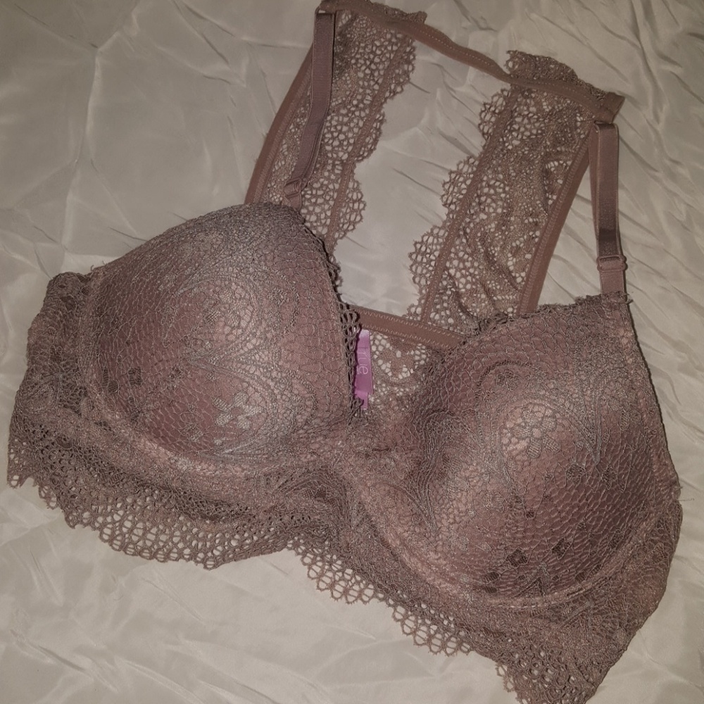 True rue21 large lace bra